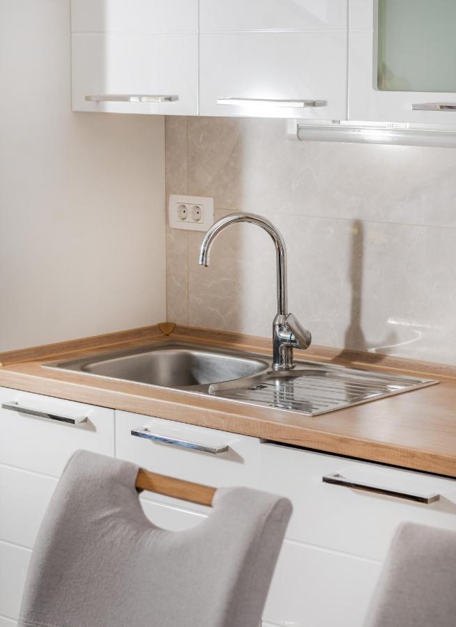 Solu Apartment Проманья Экстерьер фото