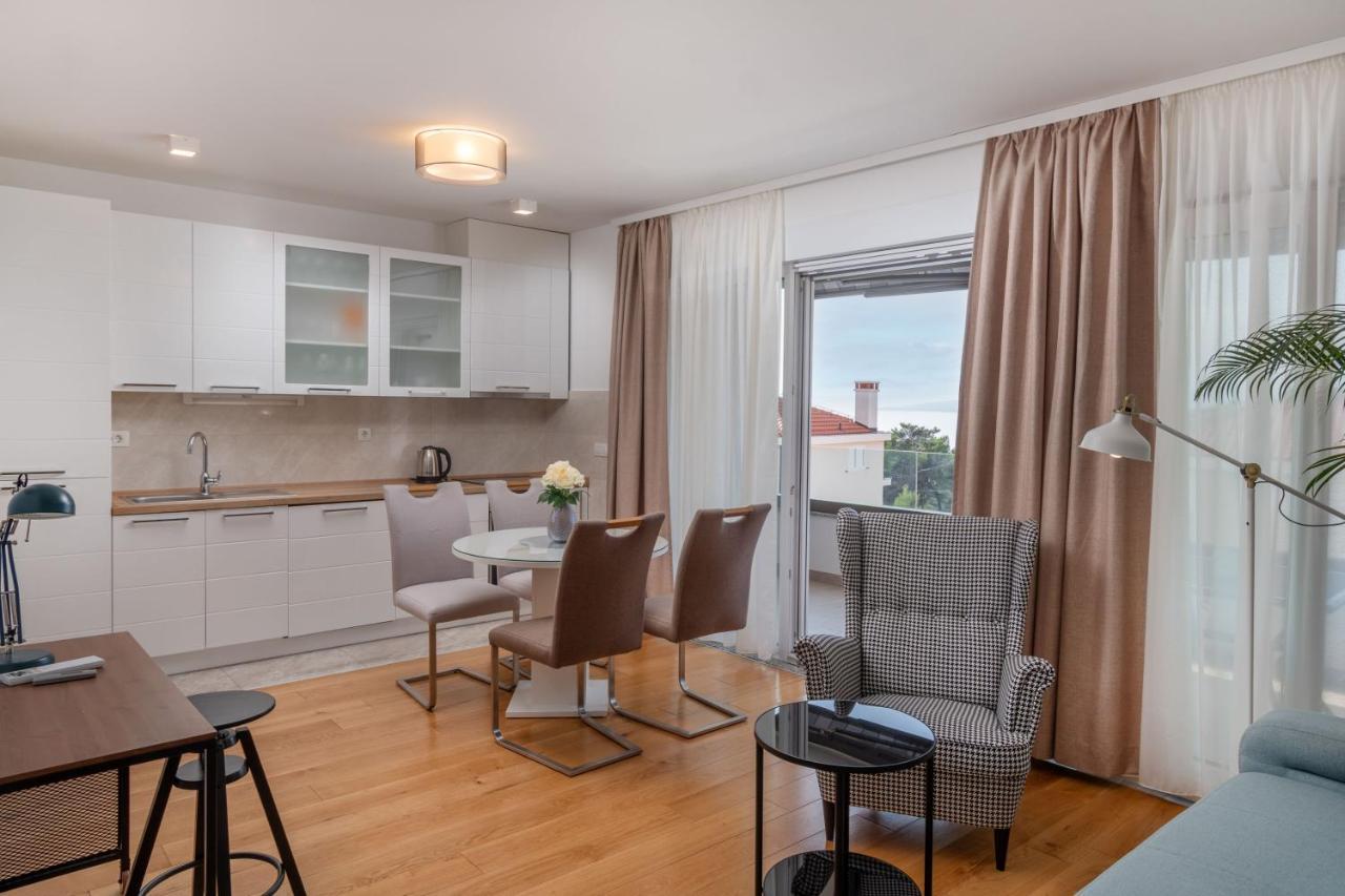 Solu Apartment Проманья Экстерьер фото