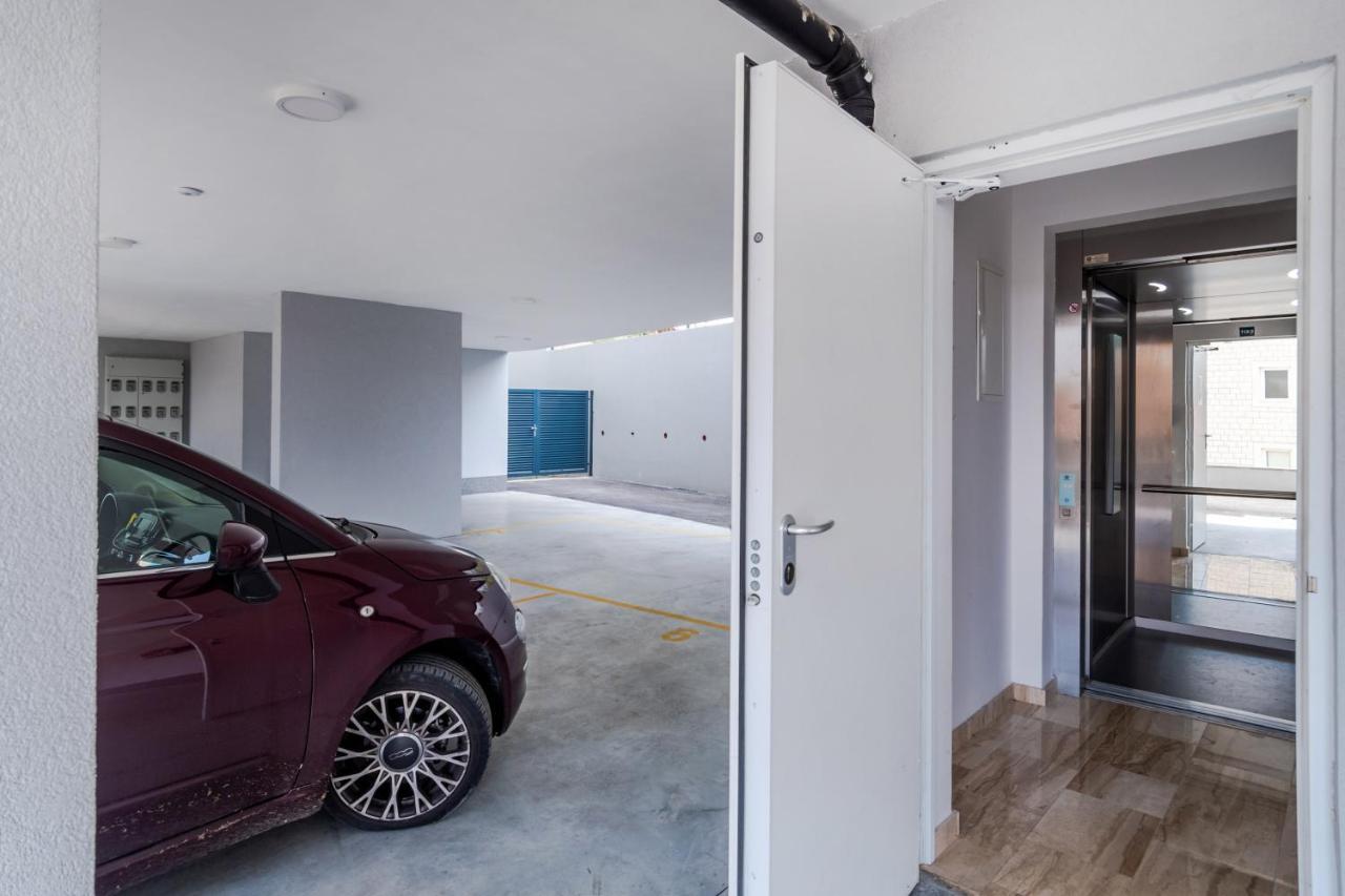 Solu Apartment Проманья Экстерьер фото
